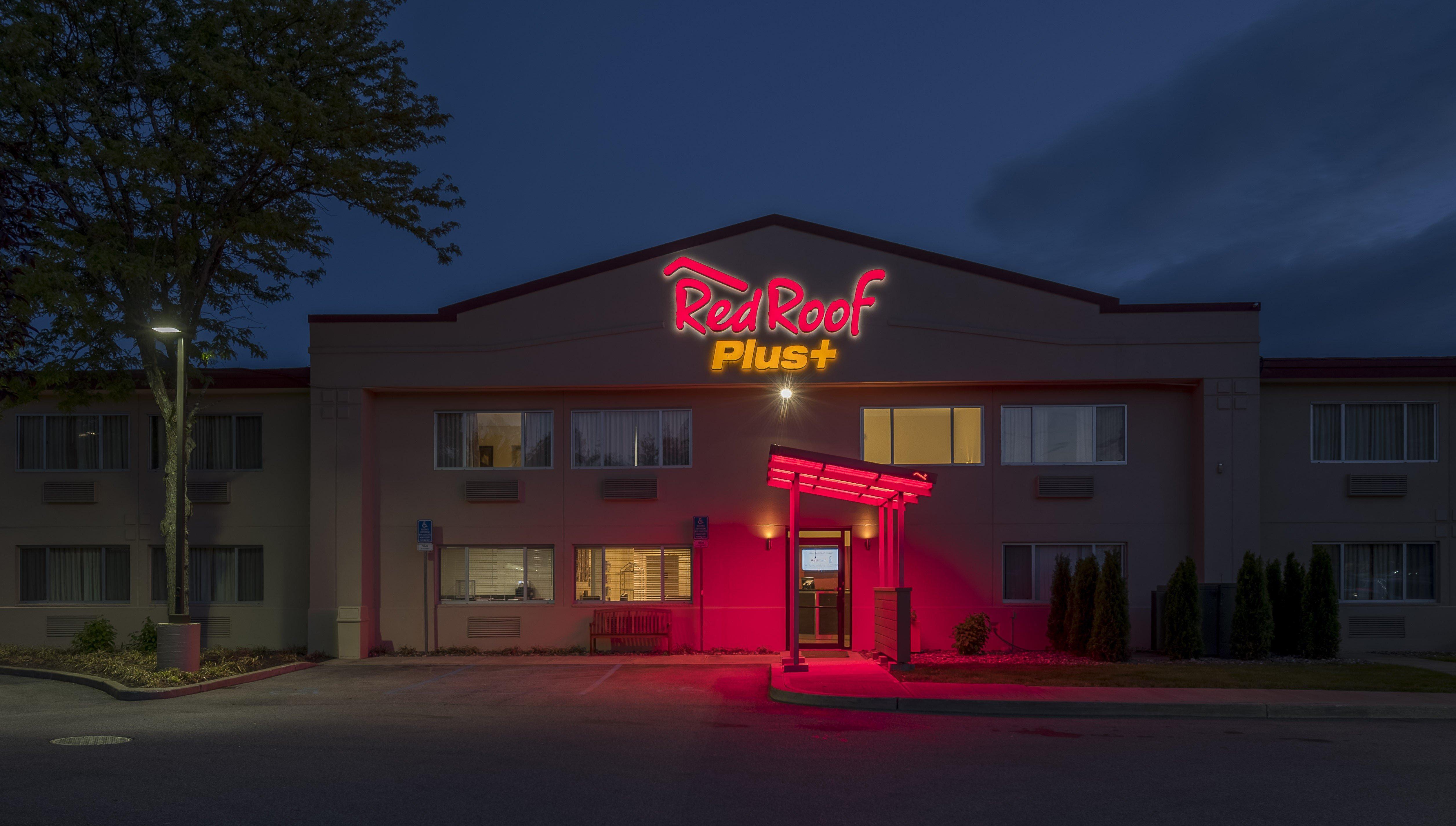 Red Roof Inn Plus+ Poughkeepsie Exteriör bild